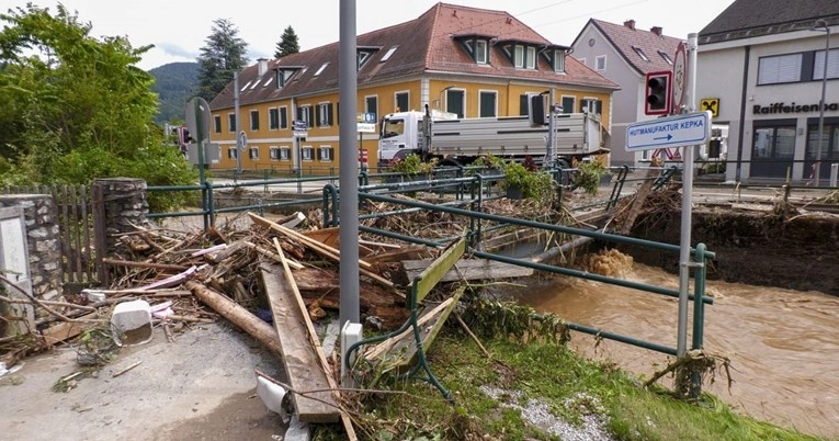 Poplave u Austriji, službe pozivaju na oprez. "Svaka kap kiše koja padne je previše"